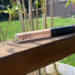Nars CUSTARD radiant creamy concealer
